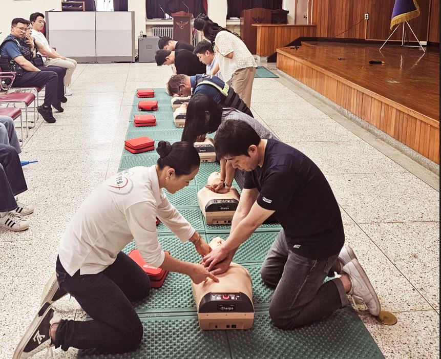 [보도자료]거제대학교 LINC3.0 휴먼케어산업ICC 거제시 경찰공무원 대상 응급상황 대응 역량강화 교육 성공적으로 실시2.JPG